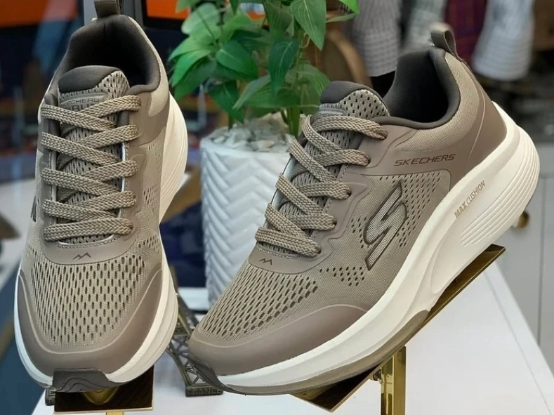 کتونی اسکیچرز سایز ۴۰ تا ۴۵ فروش بصورت عمده و تک ،وارداتی ویتنام .Skechers Max cushion vietnam
