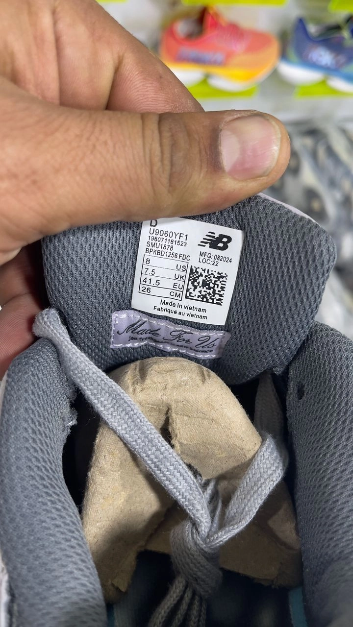 کتونی نیوبالانس ۹۰۶۰/New balance 9060 /ساخت ویتنام