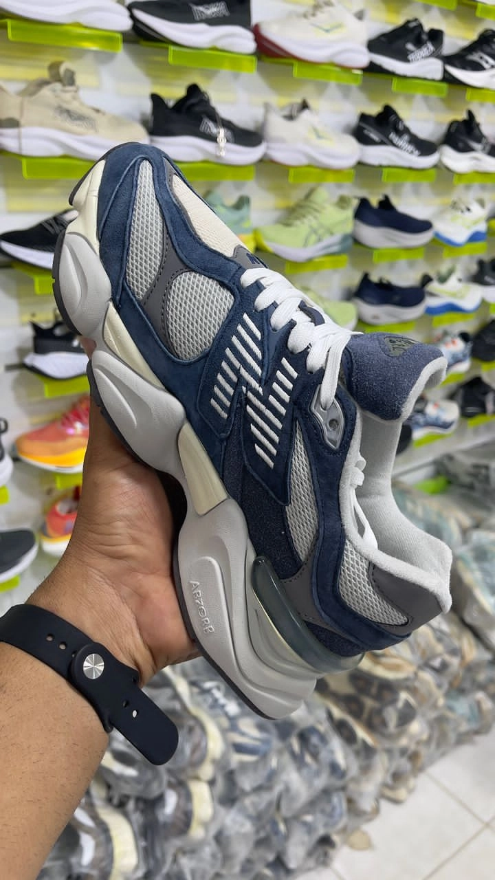 کتونی نیوبالانس ۹۰۶۰/New balance 9060 /ساخت ویتنام