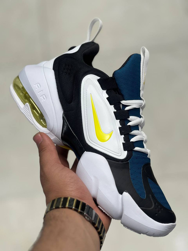 کتونی نایک ساواچ سایز ۴۰ تا ۴۵ تنوع در ۴ رنگ جذاب ، فروش بصورت عمده و تک . Nike air max alpha savage