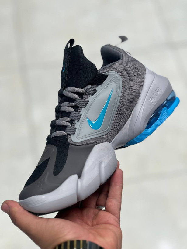 کتونی نایک ساواچ سایز ۴۰ تا ۴۵ تنوع در ۴ رنگ جذاب ، فروش بصورت عمده و تک . Nike air max alpha savage