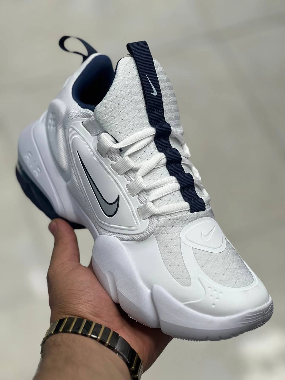 کتونی نایک ساواچ سایز ۴۰ تا ۴۵ تنوع در ۴ رنگ جذاب ، فروش بصورت عمده و تک . Nike air max alpha savage