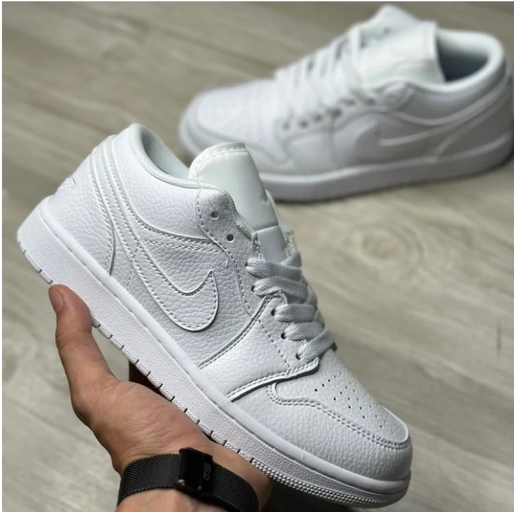 Air jordan 1 low vietnam