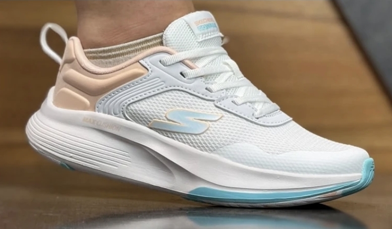 کتونی اسکیچرز وارداتی ویتنام سایز ۳۷ تا ۴۰ فروش بصورت عمده و تک Skechers Go Walk Max Vietnam