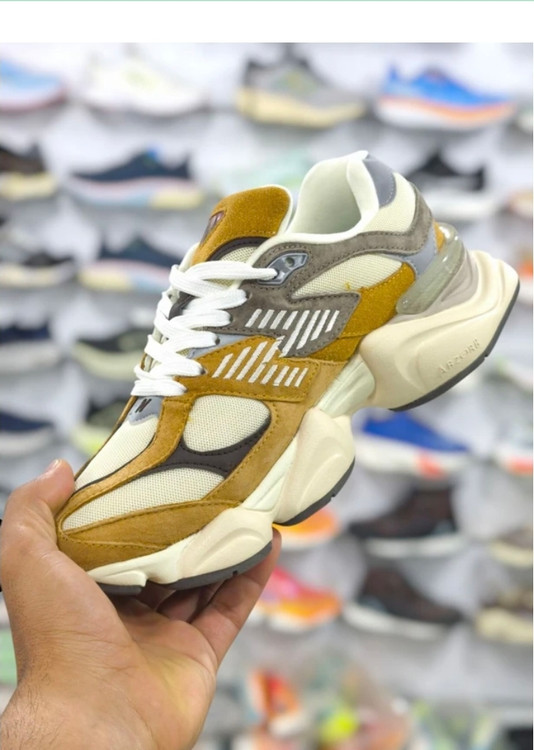 کتونی نیوبالانس ۹۰۶۰/New balance 9060 /ساخت ویتنام