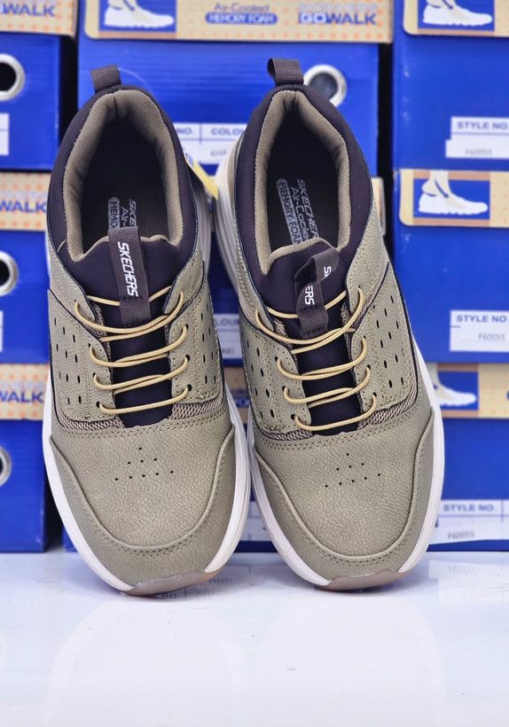 کتونی ویتنامی اسکیچرزوارداتی ویتنام فروش بصورت عمده و تک . سایز۴۰ تا ۴۵ skechers