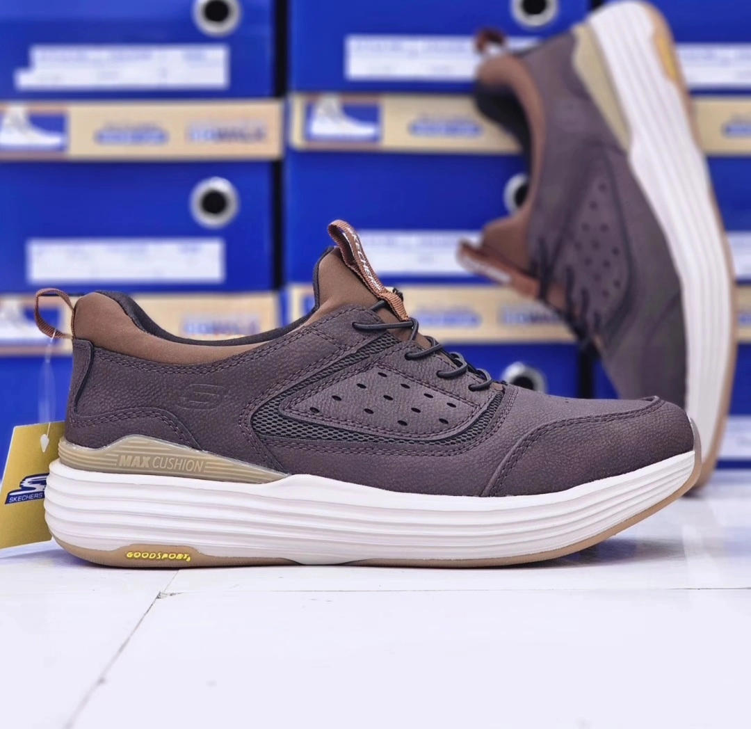 کتونی ویتنامی اسکیچرزوارداتی ویتنام فروش بصورت عمده و تک . سایز۴۰ تا ۴۵ skechers