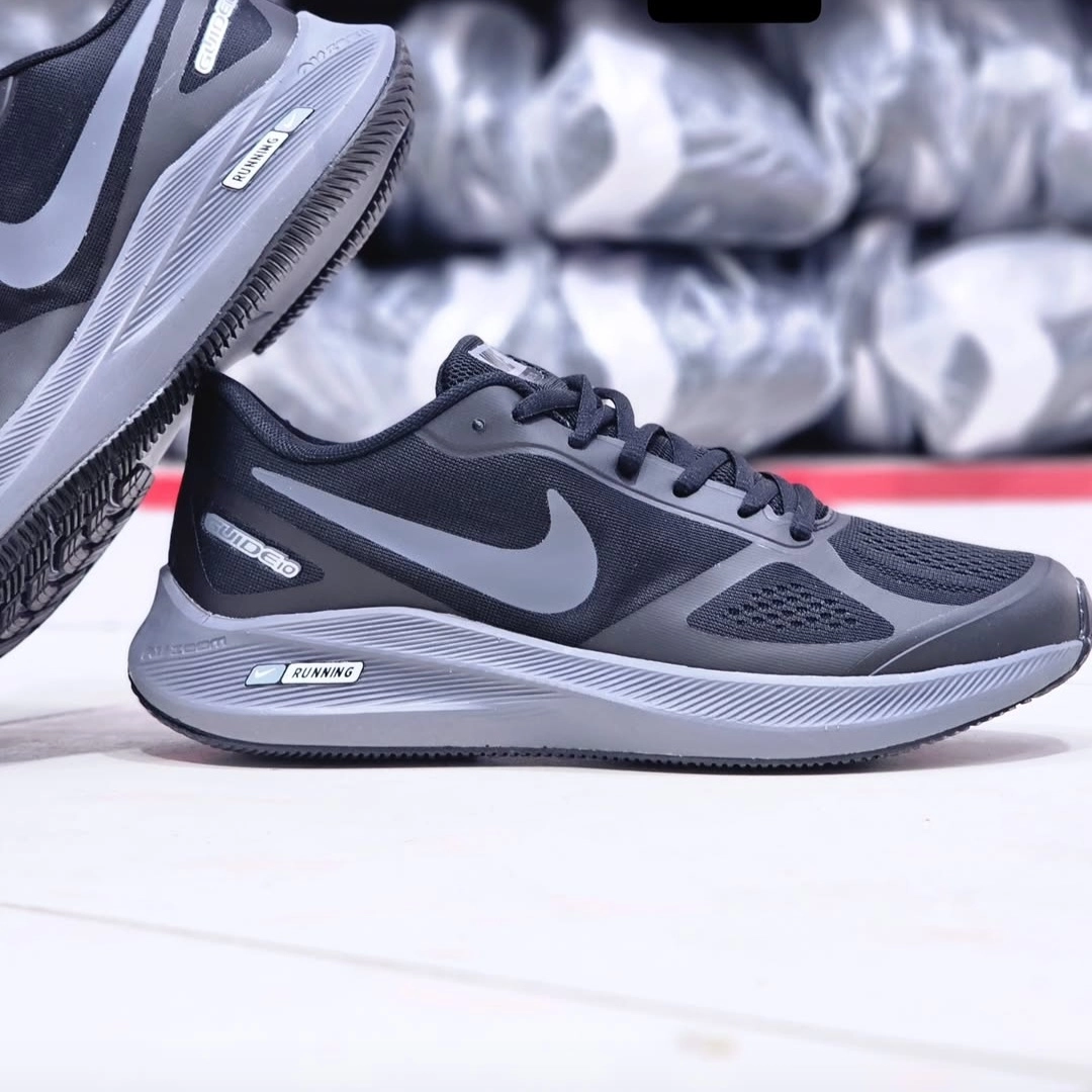 Nike guide 10 vietnam. نایک گاید ۱۰
