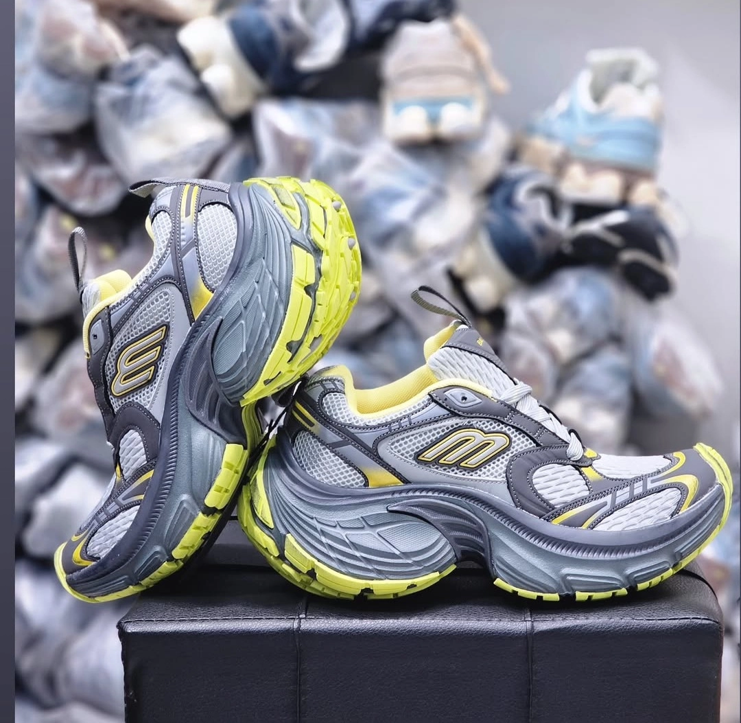 Balenciaga ۱۰xl Trainers vietnam. بالنسیاگا