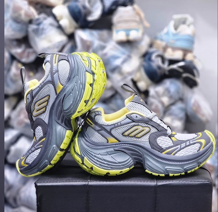 Balenciaga ۱۰xl Trainers vietnam. بالنسیاگا