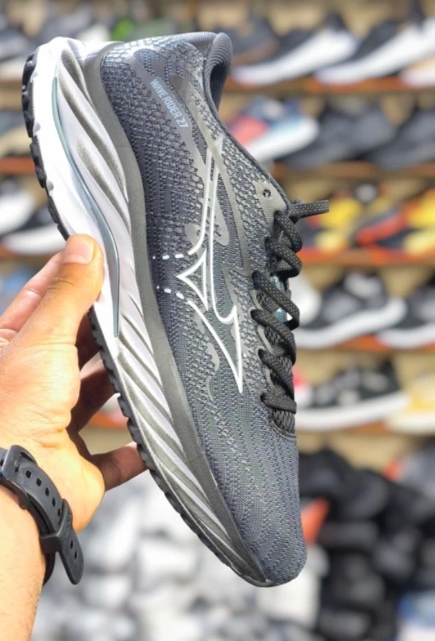 Mizuno Wave rider 26 vietnam. میزانو