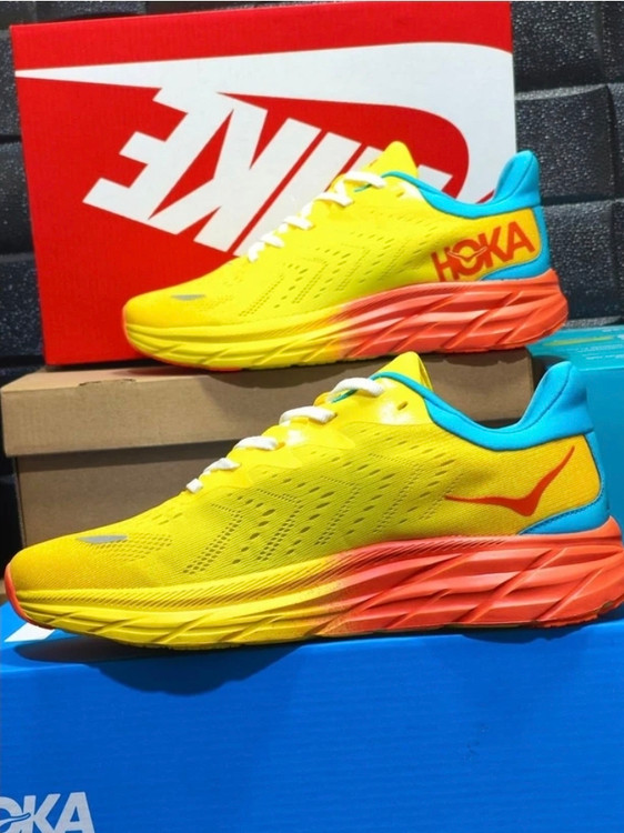 Hoka clifton 8 vietnam هوکا کلیفتون ۸