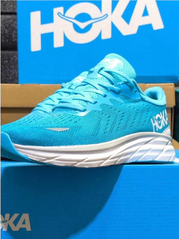 حراجی کتونی هوکا کلیفتون ۸ ،وارداتی ویتنام سایز ۴۰_۴۱_۴۲ . Hoka clifton 8 vietnam