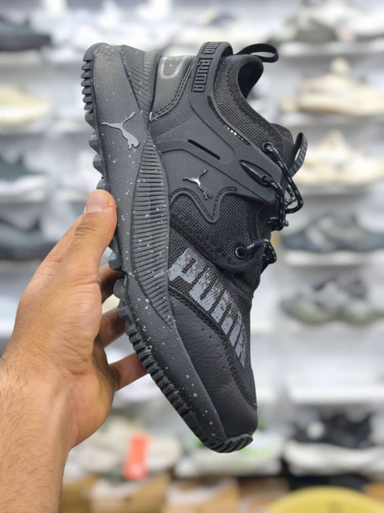 کتونی پوما وارداتی ویتنام سایز ۴۰_۴۱_۴۲_۴۳_۴۴_۴۵فروش بصورت عمده و تک . Puma pacer future vietnam