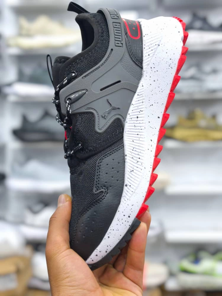 کتونی پوما وارداتی ویتنام سایز ۴۰_۴۱_۴۲_۴۳_۴۴_۴۵فروش بصورت عمده و تک . Puma pacer future vietnam