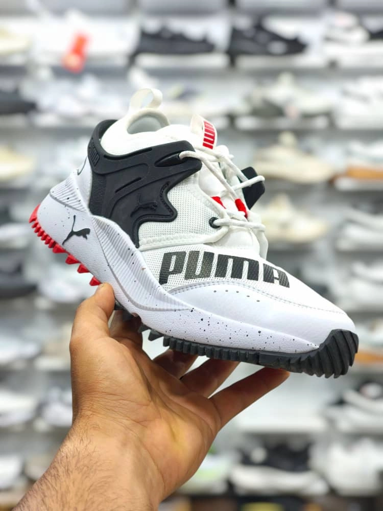 کتونی پوما وارداتی ویتنام سایز ۴۰_۴۱_۴۲_۴۳_۴۴_۴۵فروش بصورت عمده و تک . Puma pacer future vietnam