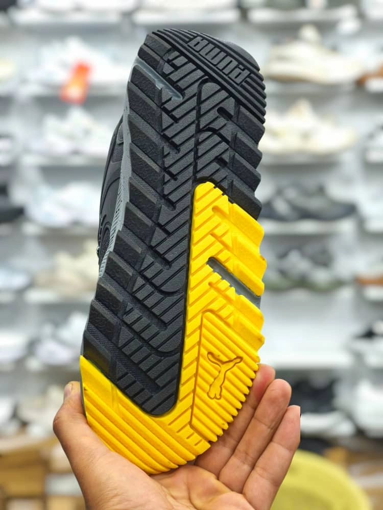 کتونی پوما وارداتی ویتنام سایز ۴۰_۴۱_۴۲_۴۳_۴۴_۴۵فروش بصورت عمده و تک . Puma pacer future vietnam
