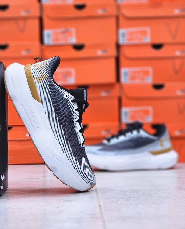 کتونی آندرارمور