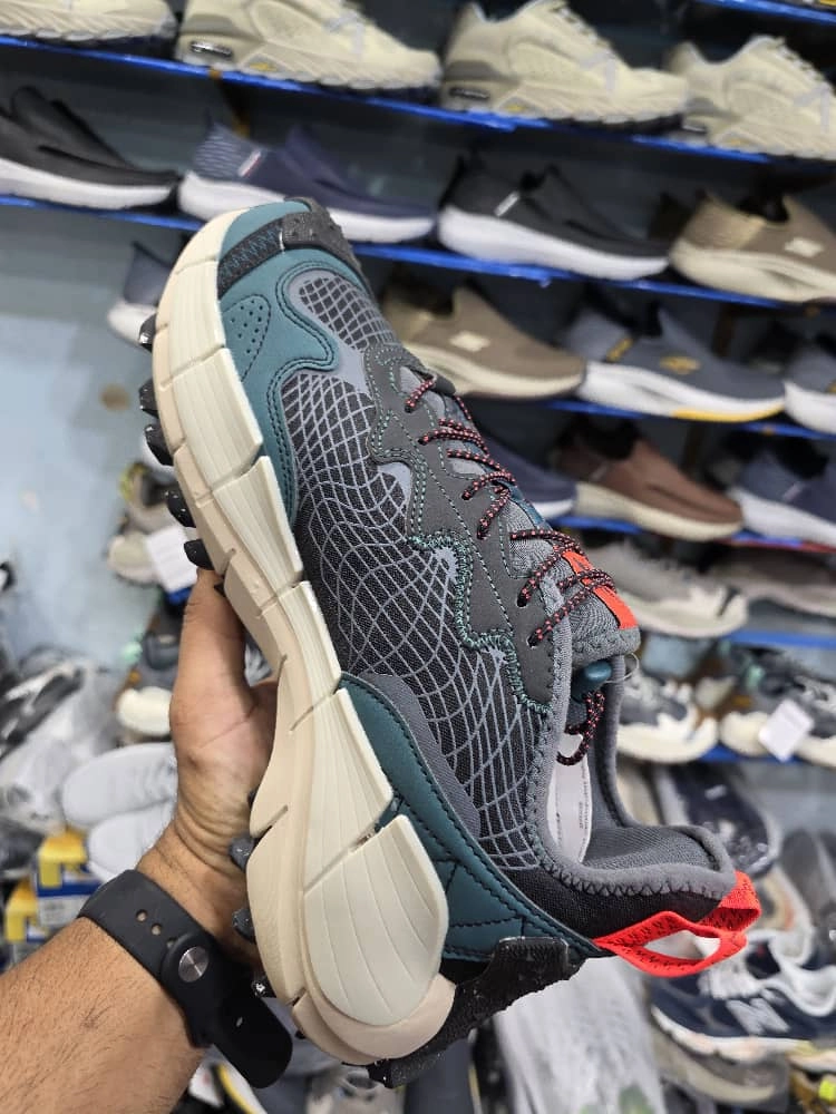 کتونی ریبوک زیگ کینتیکا۲ ، وارداتی ویتنام سایز ۴۰ تا ۴۵ . فروش بصورت عمده و تک . Reebok Zig Kinetica ۲ Edge Vietnam