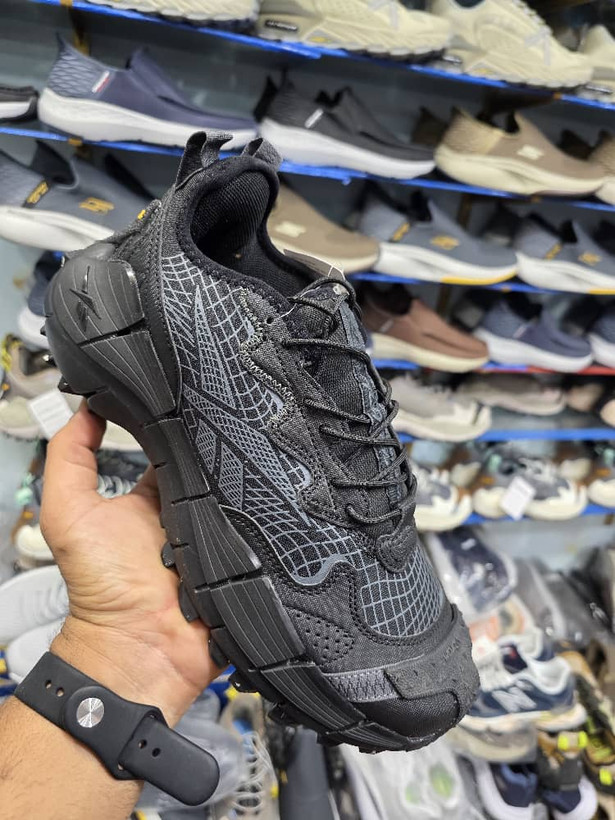 کتونی ریبوک زیگ کینتیکا۲ ، وارداتی ویتنام سایز ۴۰ تا ۴۵ . فروش بصورت عمده و تک . Reebok Zig Kinetica ۲ Edge Vietnam