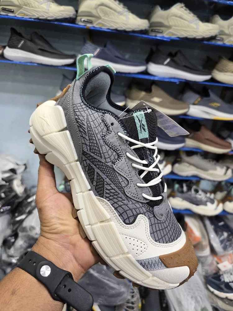کتونی ریبوک زیگ کینتیکا۲ ، وارداتی ویتنام سایز ۴۰ تا ۴۵ . فروش بصورت عمده و تک . Reebok Zig Kinetica ۲ Edge Vietnam