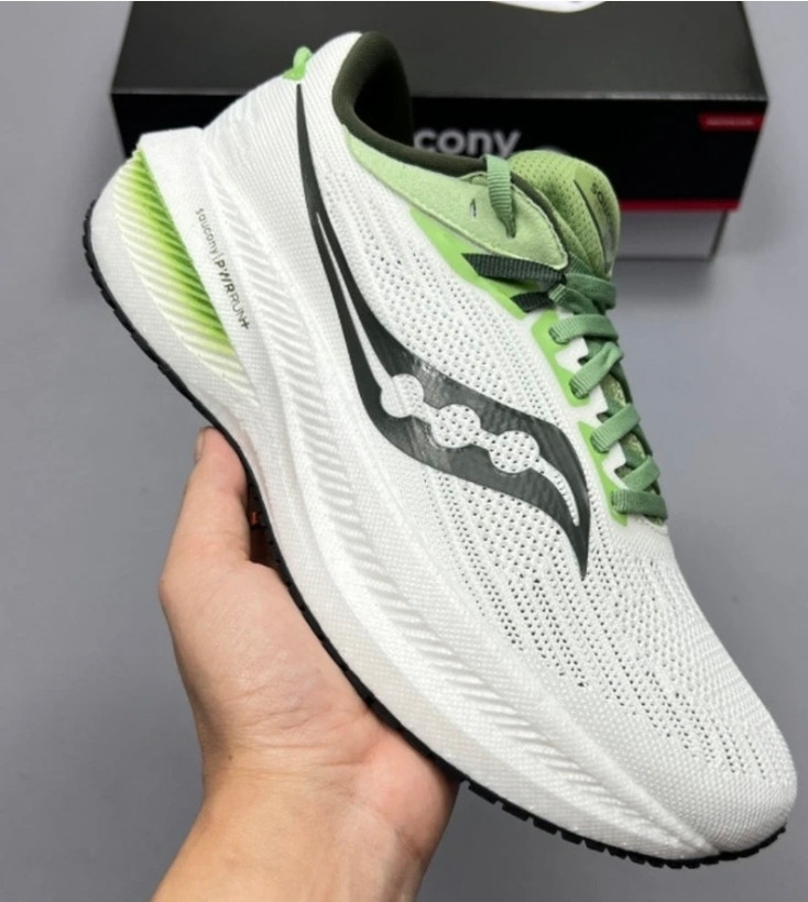 کتونی ساکونی تریمپ ۲۱/Saucony Triumph 21vietnam/ساخت ویتنام/سایز ۴۰ تا ۴۵/فروش بصورت عمده و تک