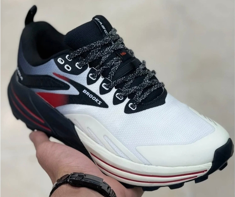 بروکس کاسکادیا ۱۶