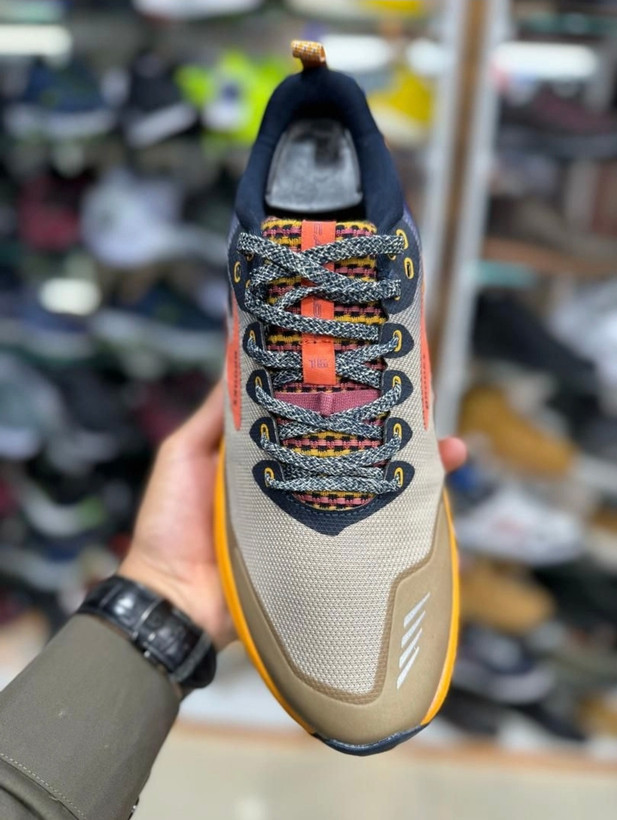 کتونی بروکس کاسکادیا ۱۶ وارداتی ویتنام ، سایز ۴۰ تا ۴۵ فروش بصورت عمده و تک . Brooks Cascadia 16 vietnam