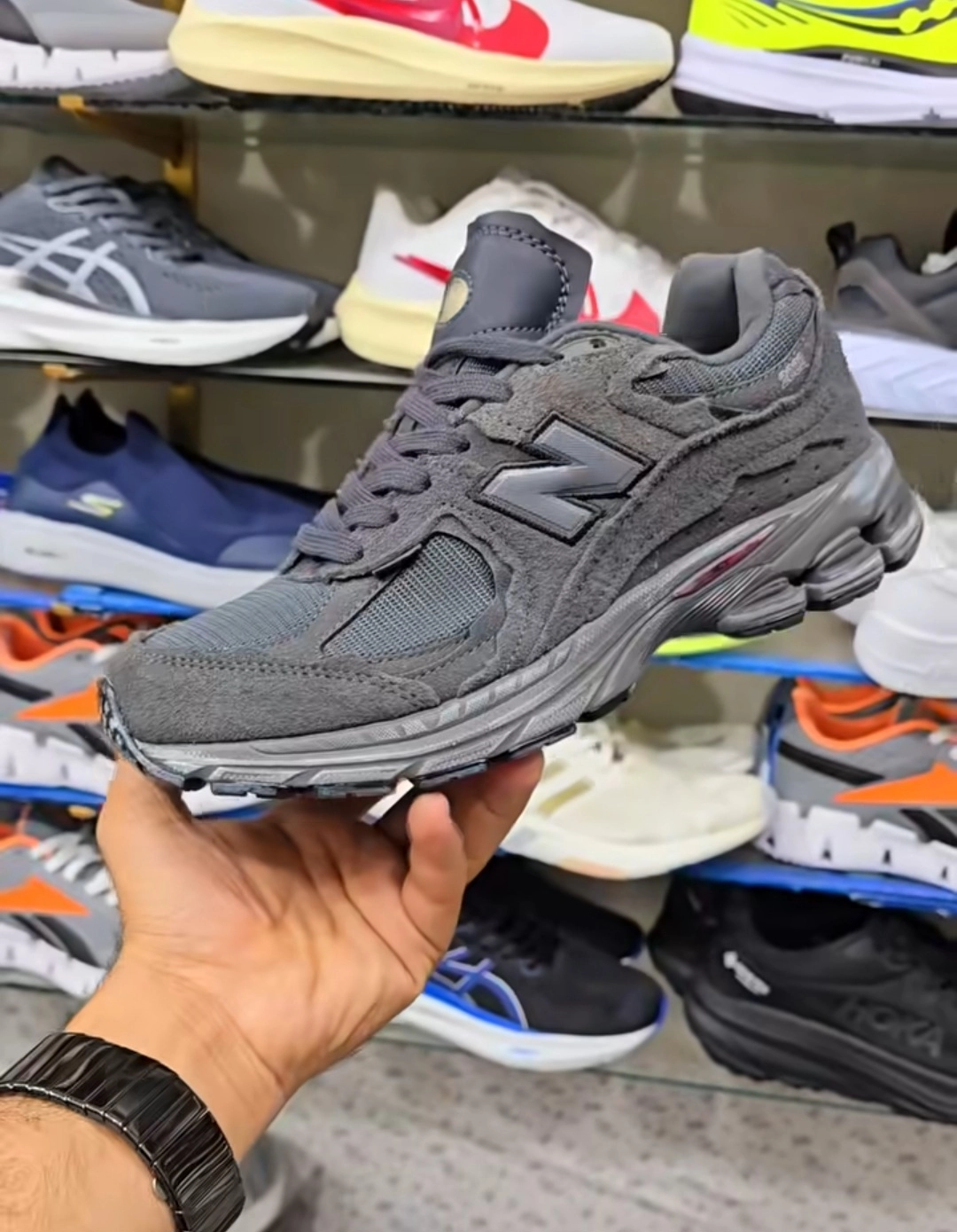 نیوبالانس (New Balance2002R