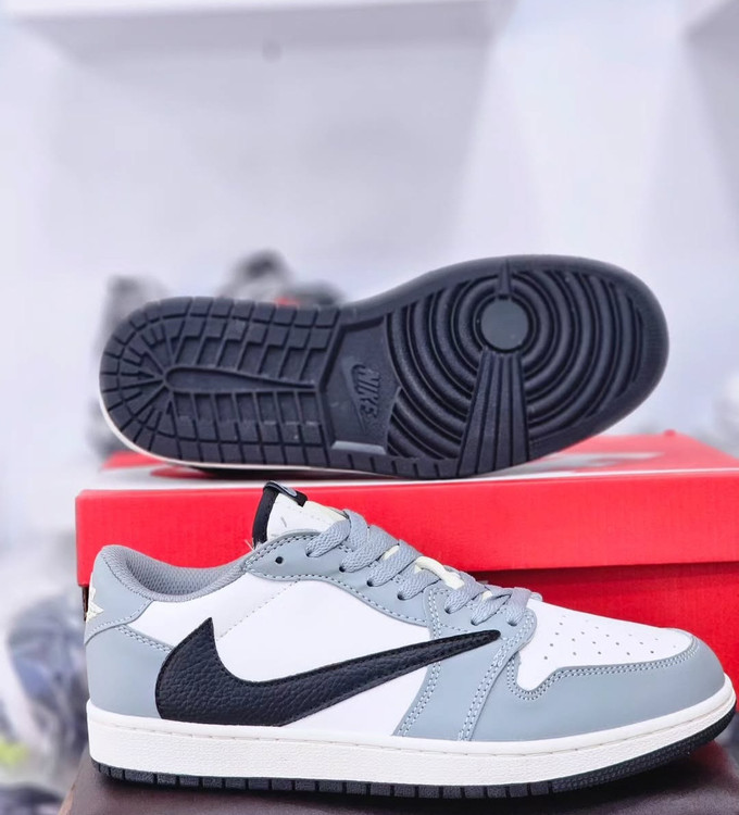 Air Jordan 1 High Travis Scot، نایک ایر جردن تراویس اسکات