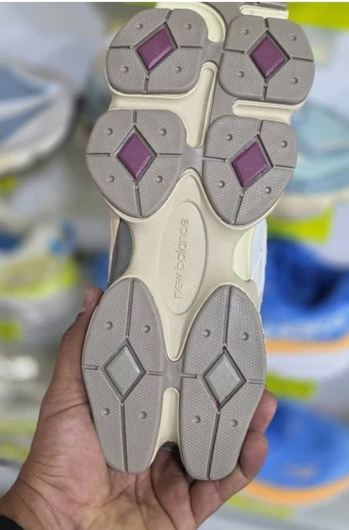 New balance 9060 vietnam. نیوبالانس۹۰۶۰