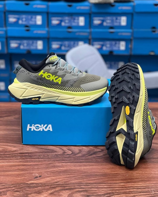 کتونی هوکا وان وان زیره ویبرام گورتکس ، وارداتی ساخت ویتنام ، سایز۴۰ تا ۴۵ فروش بصورت عمده و تک . HOKA ONE ONE M SKYLINE_FLOAT X VIETNAM