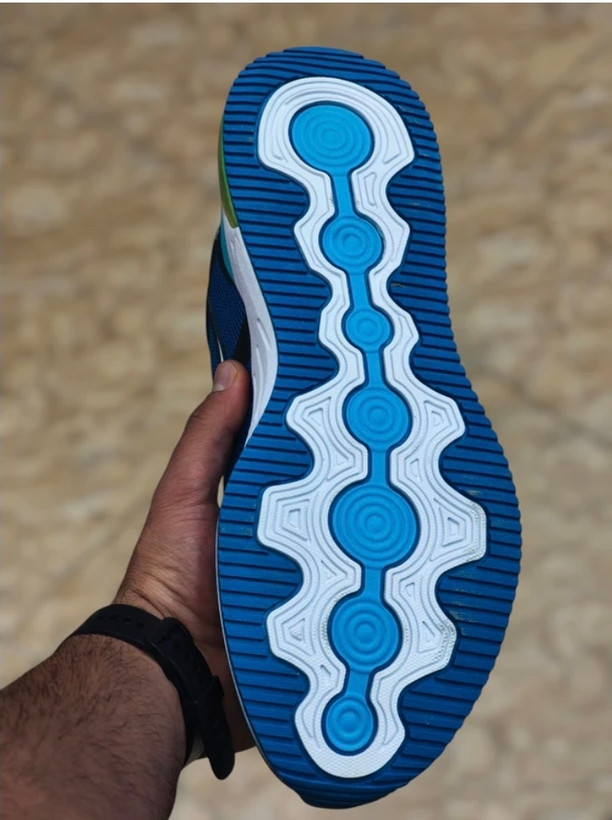 کتونی نایکی ایر مکس، ساخت ویتنام ، پایین ترین قیمت در ایران فروش بصورت عمده و تک . Nike Air Max Vietnam