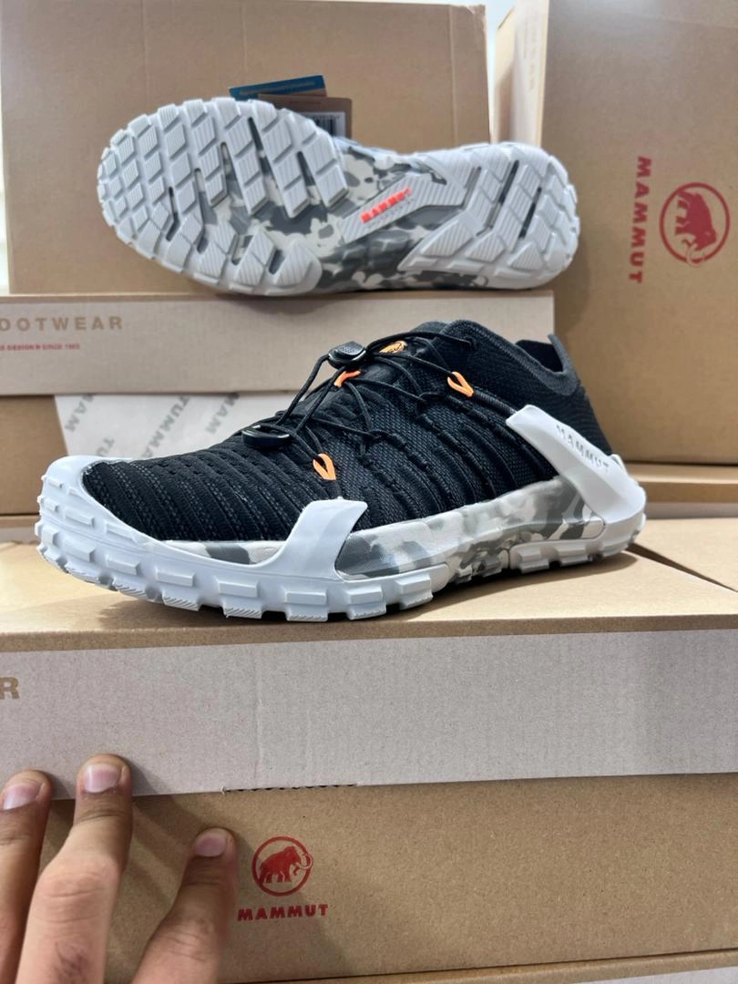 کتونی ماموت Mammut knit ll Low ساخت ویتنام فروش بصورت عمده و تک سایز ۴۰ تا ۴۵ تضمین کیفیت کالا