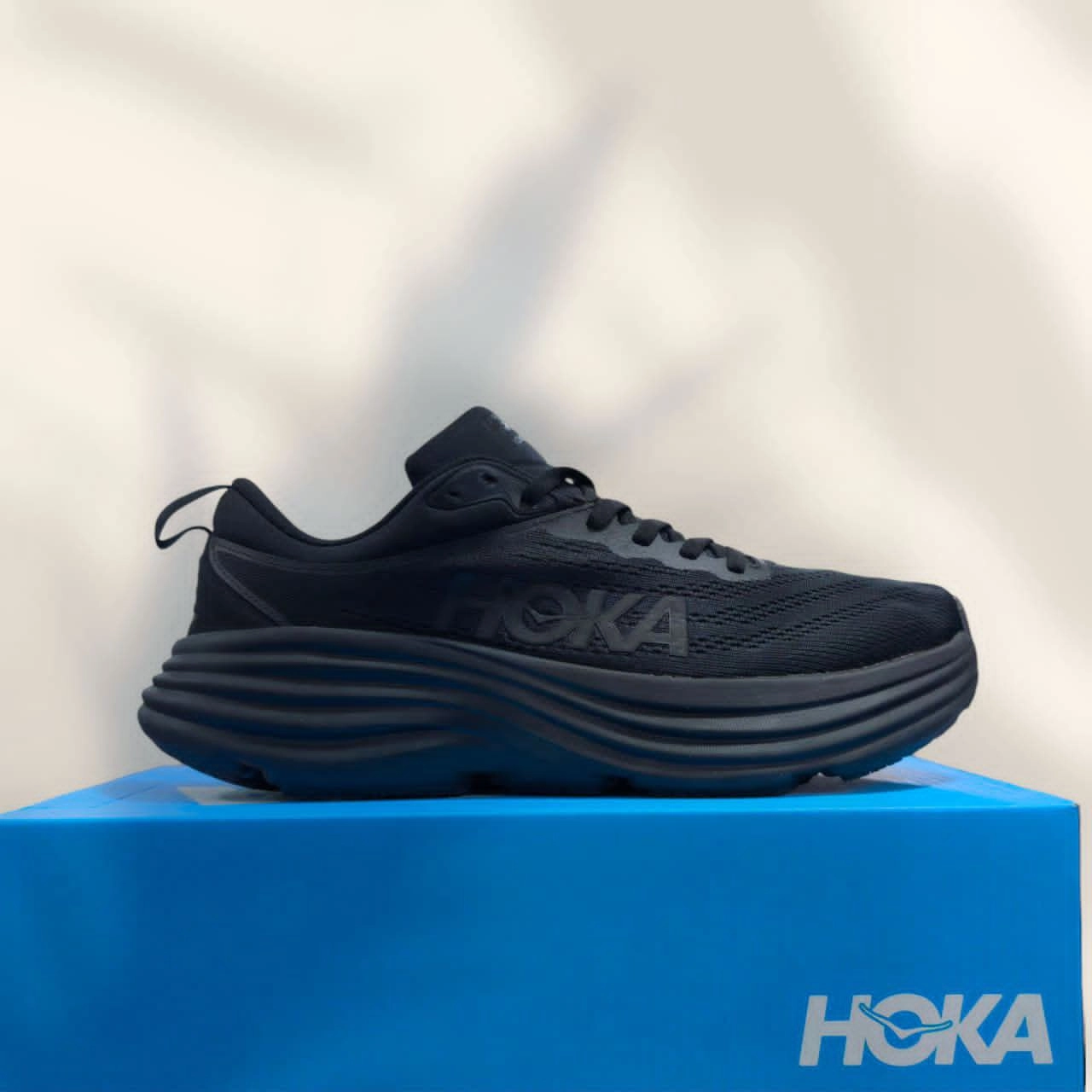 کتونی رانینگ هوکا باندی ۸ ، ساخت ویتنام ، hoka bondi 8