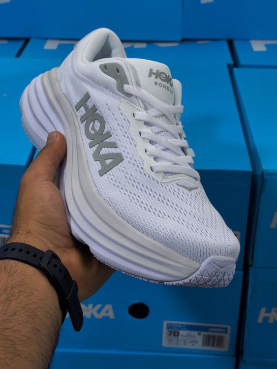 کتونی رانینگ هوکا باندی ۸ ، ساخت ویتنام ، hoka bondi 8