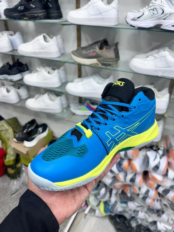 Asics court FF Novak LE Vietnam. آسیکس والیبالی . تنیس