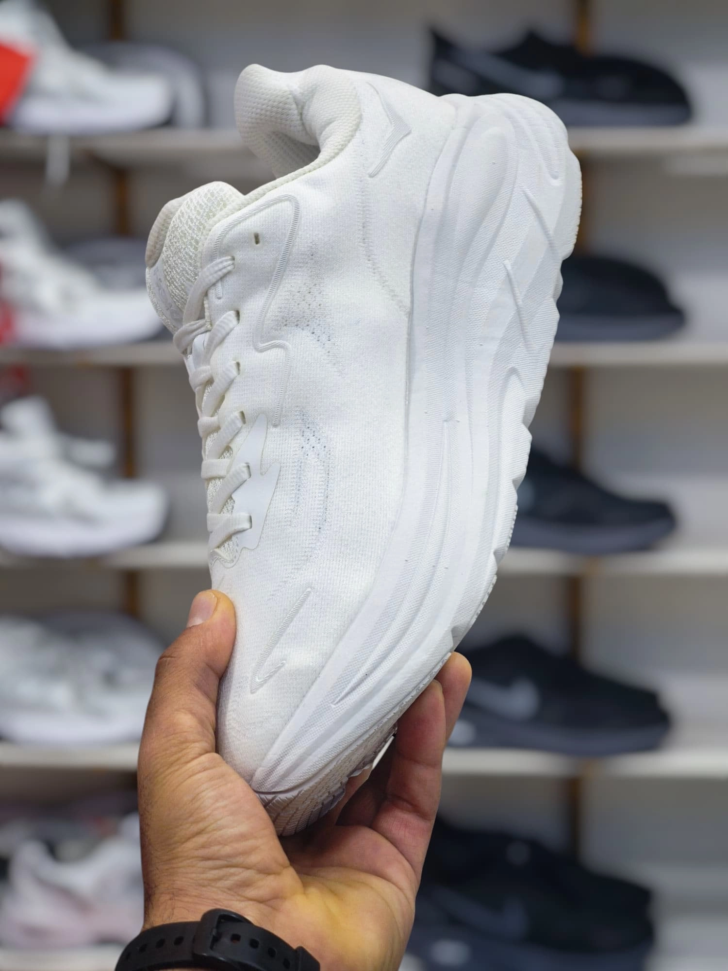 Hoka Clifton 10 Vietnam . هوکا کلیفتون ۱۰