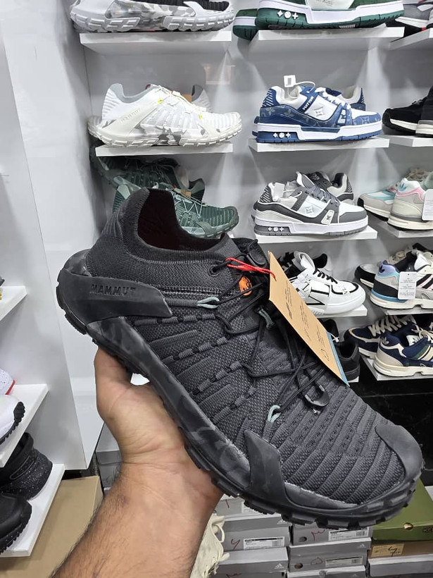 کتونی ماموت Mammut knit ll Low ساخت ویتنام فروش بصورت عمده و تک سایز ۴۰ تا ۴۵ تضمین کیفیت کالا