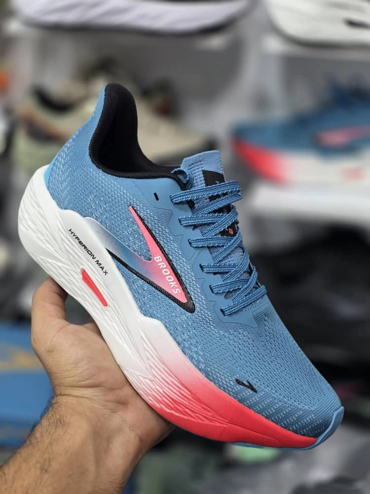 کتونی بروکس هایپریون مکس ،وارداتی ویتنام سایز ۴۰ تا ۴۵ ، فروش بصورت عمده و تک brooks hyperion max