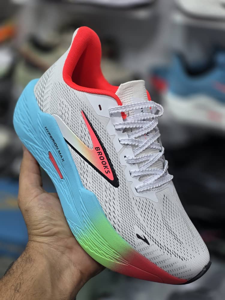 کتونی بروکس هایپریون مکس ،وارداتی ویتنام سایز ۴۰ تا ۴۵ ، فروش بصورت عمده و تک brooks hyperion max