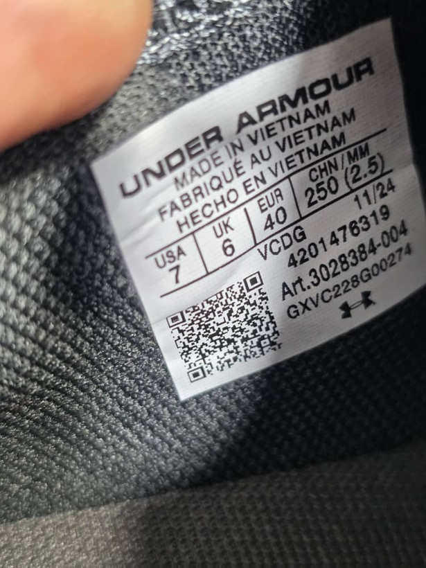 کتونی اندرارمور پانتوم مدرن ۱ / اصل ویتنام / مناسب ورزش و پیاده روی / under armour hove phantom / سایز ۴۰ الی ۴۵ ساخت ویتنام فروش تکی و عمده