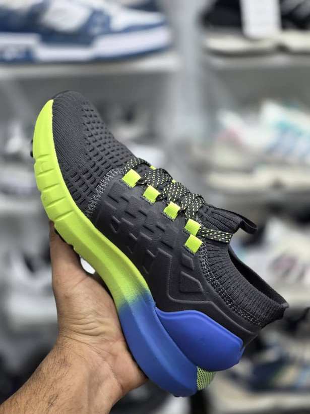 کتونی اندرارمور پانتوم مدرن ۱ / اصل ویتنام / مناسب ورزش و پیاده روی / under armour hove phantom /ساخت ویتنام سایز ۴۰ ۴۱ ۴۲ ۴۳ ۴۴ ۴۵