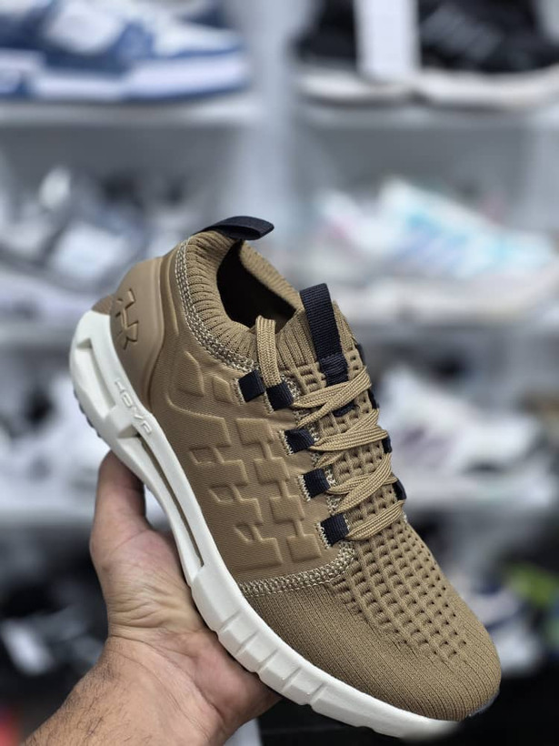 کتونی اندرارمور پانتوم مدرن ۱ / اصل ویتنام / مناسب ورزش و پیاده روی / under armour hove phantom /ساخت ویتنام سایز ۴۰ ۴۱ ۴۲ ۴۳ ۴۴ ۴۵