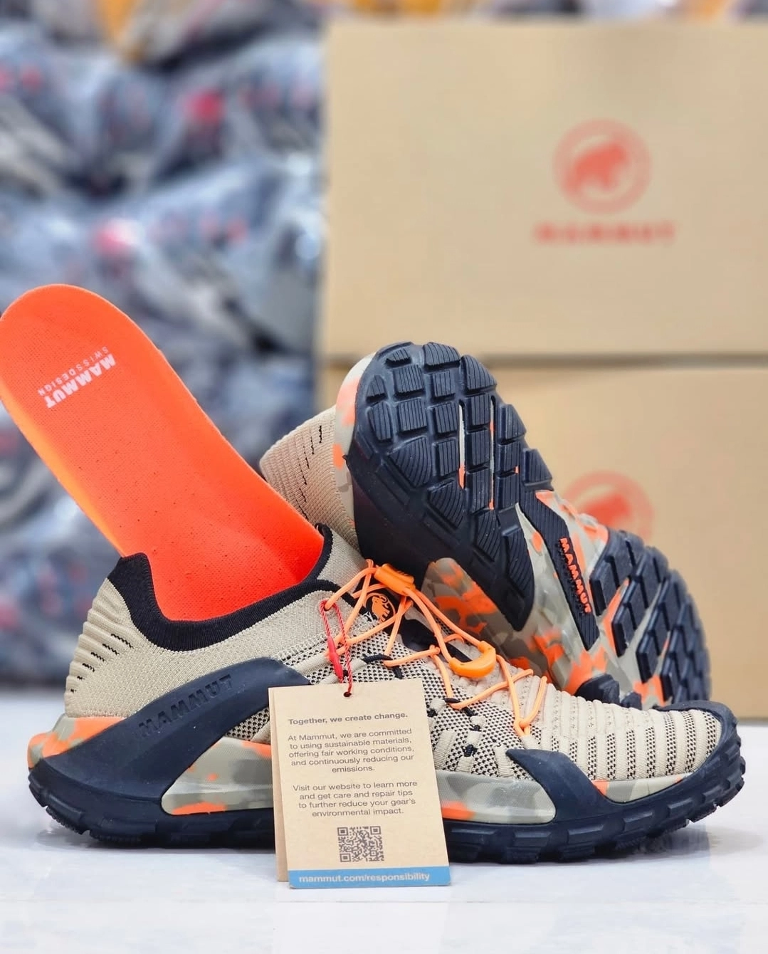 کتونی ماموت Mammut knit ll Low ساخت ویتنام فروش بصورت عمده و تک سایز ۴۰ تا ۴۵ تضمین کیفیت کالا