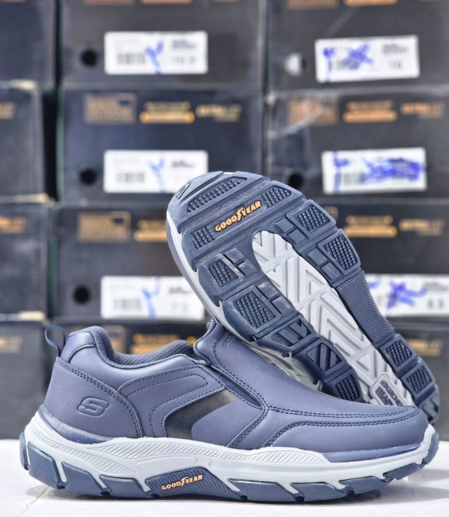 Skechers max cushioning terminus sneaker vietnam. اسکیچرز رویه چرم