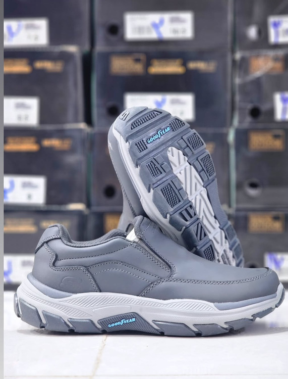 Skechers max cushioning terminus sneaker vietnamاسکیچرز رویه چرم