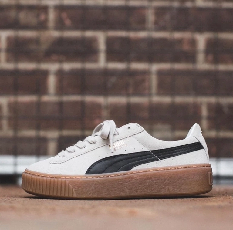 کتونی پوما سوئد . Puma Sude . ساخت ویتنام سایز ۴۰ تا ۴۵ کتونی کف تخت و کلاسیک پوما