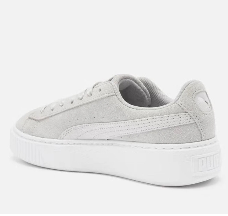 کتونی پوما سوئد . Puma Sude . ساخت ویتنام سایز ۴۰ تا ۴۵ کتونی کف تخت و کلاسیک پوما
