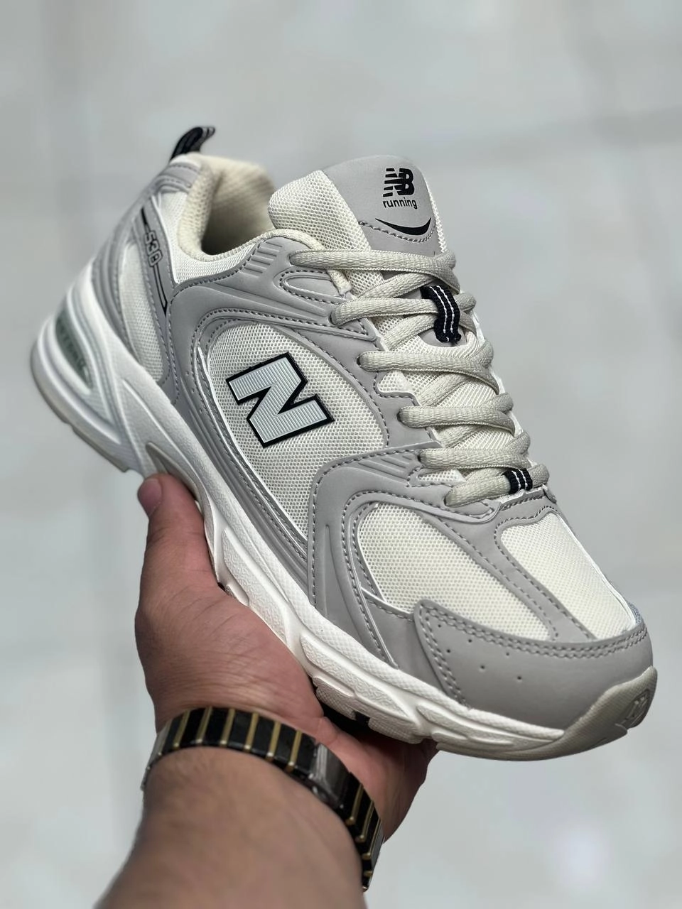 کتونی نیوبالانس ۵۳۰ ویتنامی ، new balance 530. ست اسپرت مناسب پیاده رویی،دویدن ،رانینگ، وارداتی ویتنام سایز 37 تا 40، همراه با جعبه بارکد دار فروش بصورت عمده و تک newbalance530